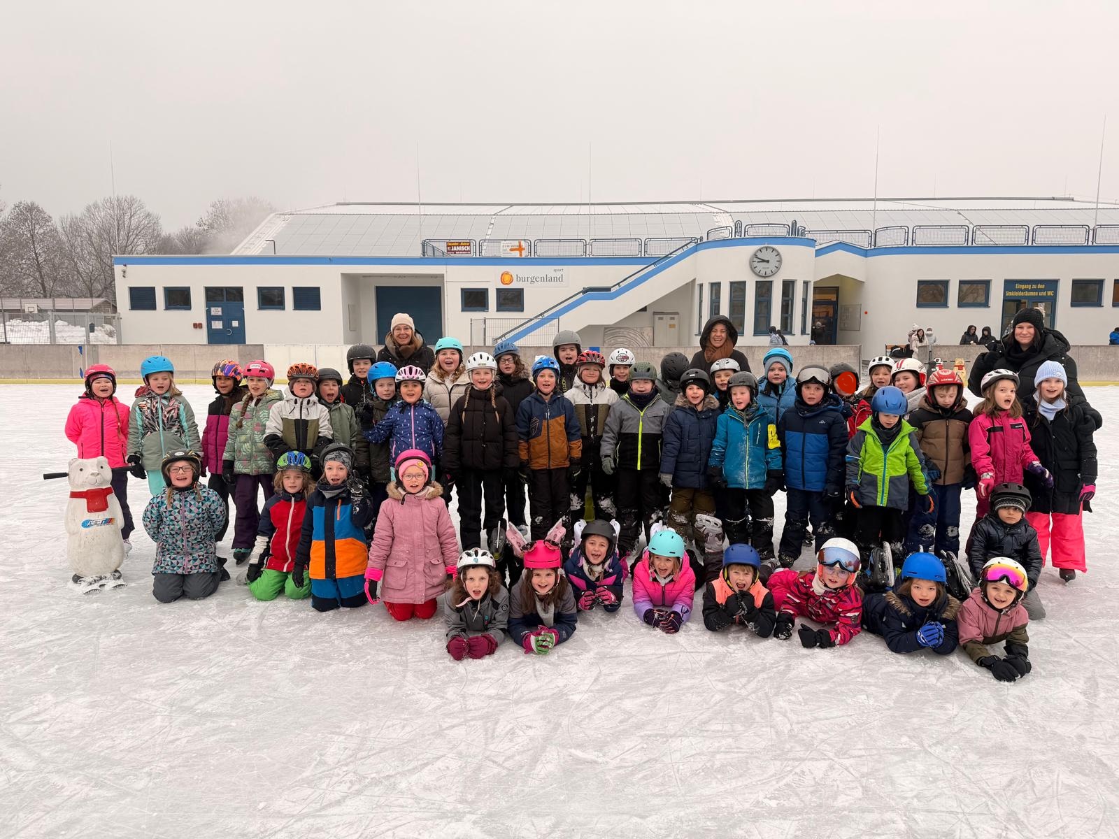 VS Pinkafeld, Beitrag 3b 2b, Eislaufen