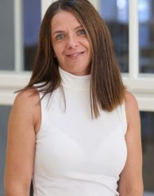 Manuela WAGNER